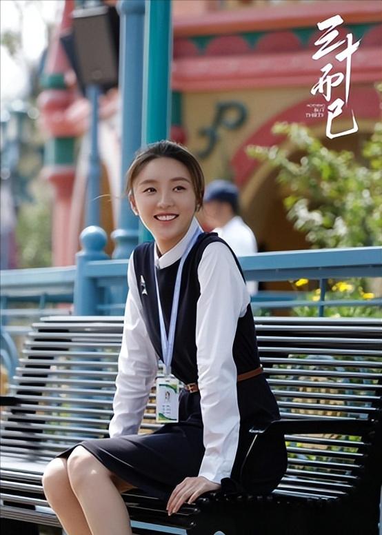 黑红小花张月：质疑整容上位不雅，演绿茶遭网暴，新剧逆转口碑