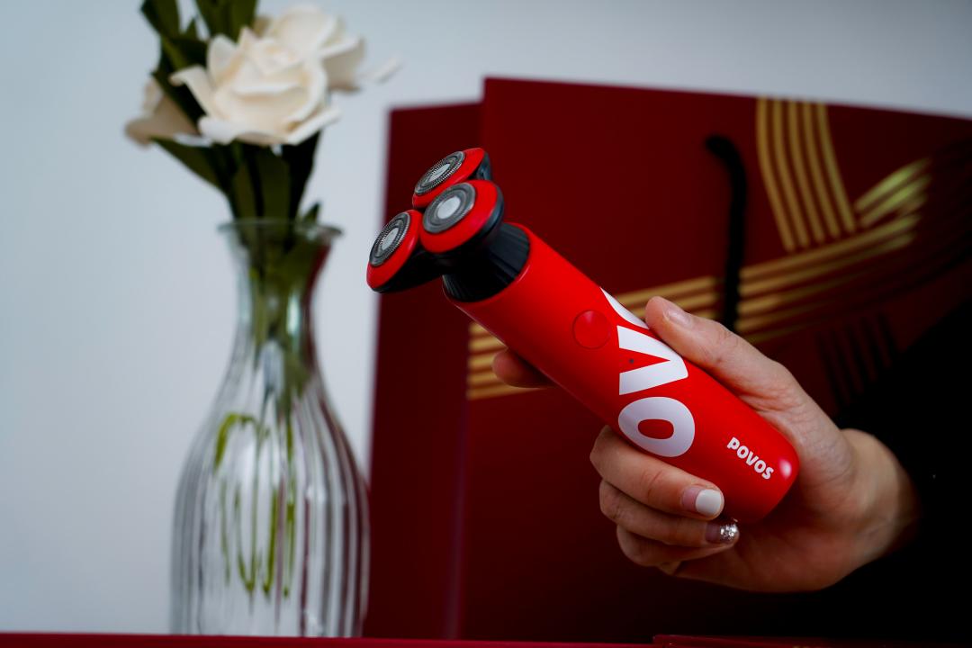 奔腾剃须刀pq9700真实测评,奔腾PQ9700剃须刀配件