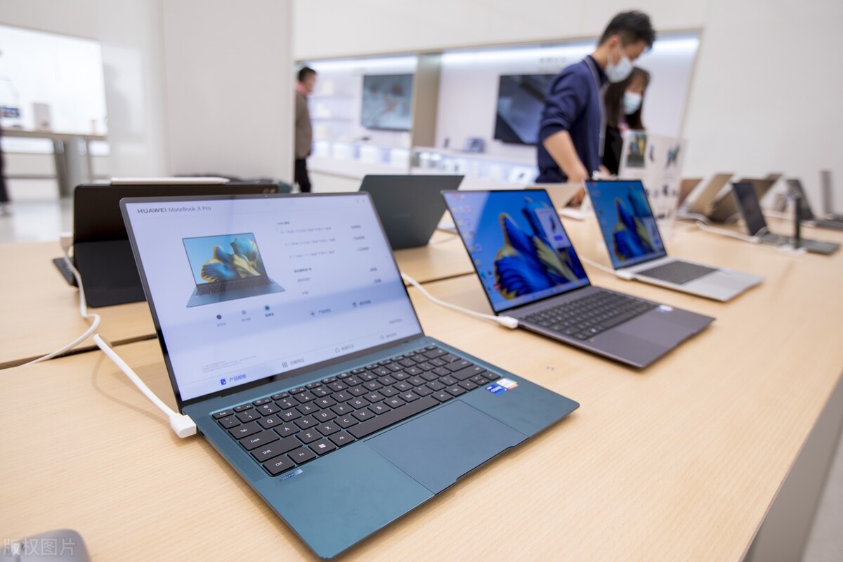 笔记本电脑公司排名,性能笔记本电脑排行榜前十名