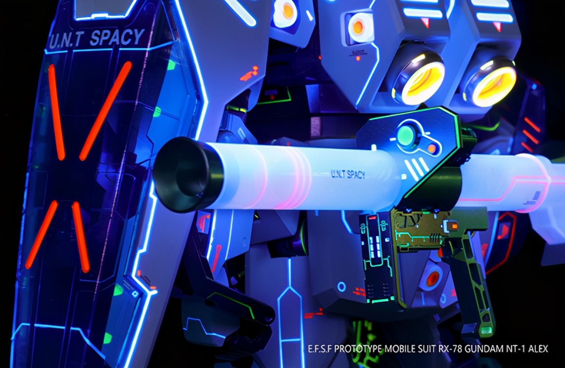 高达模型彩透荧光渗线教程,高达模型消光保护漆教程