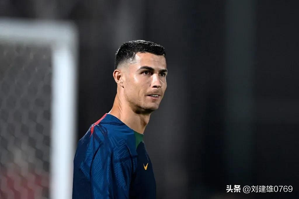 c罗时代结束英雄落幕,c罗时代落幕青春不再