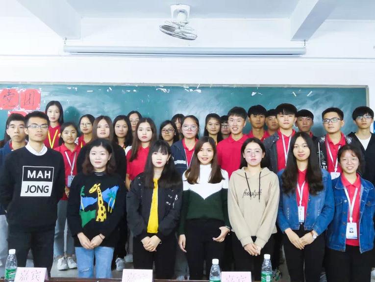 广州华立学院礼仪,广州华立学院外国语学院怎样