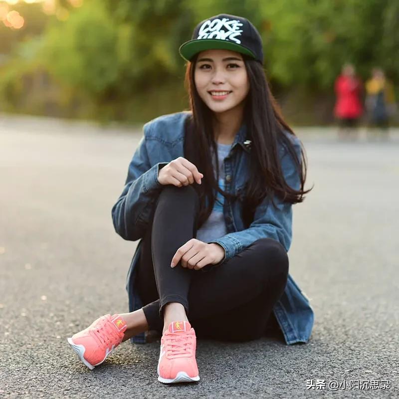 达芙妮高端品牌鞋子最新款女款,鞋子女款卓诗尼达芙妮