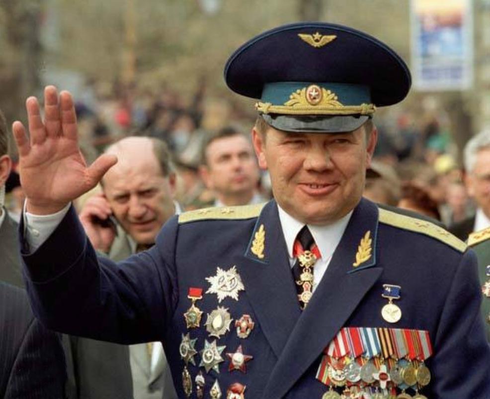 俄罗斯总统普京与叶利钦的关系,俄罗斯人如何评价普京和叶利钦