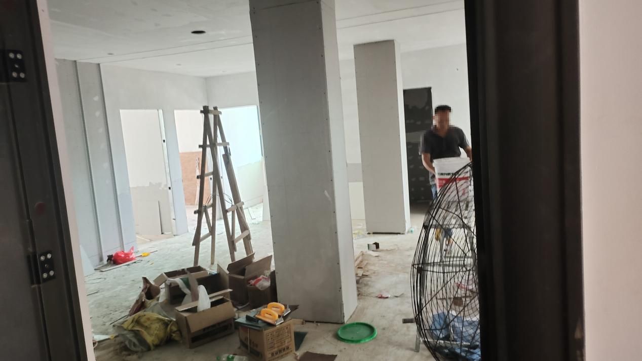 赣州一幼儿园对面开足浴会所被投诉