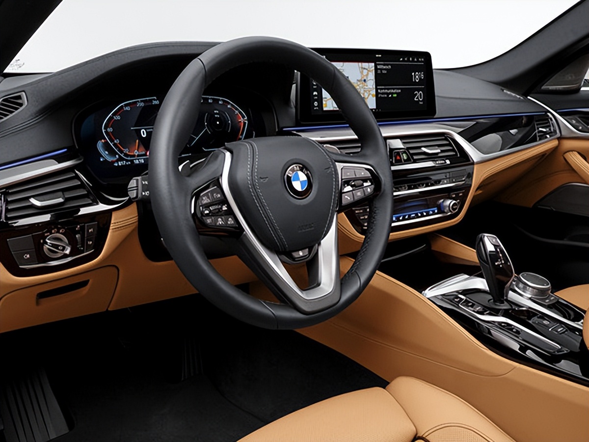 宝马5系典雅升级,宝马5系内饰什么颜色最显档次