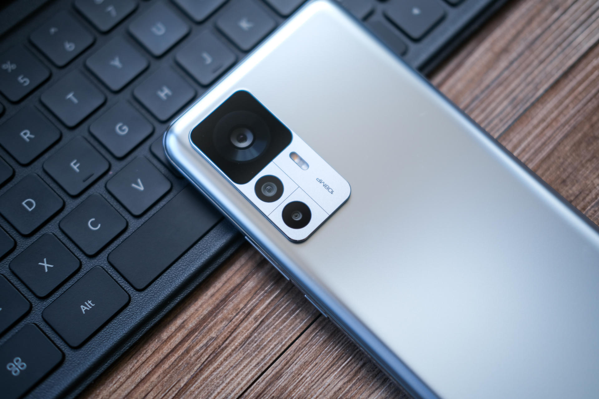 618手机选购指南|2000-3000元价位的机型推荐，性能堪比旗舰