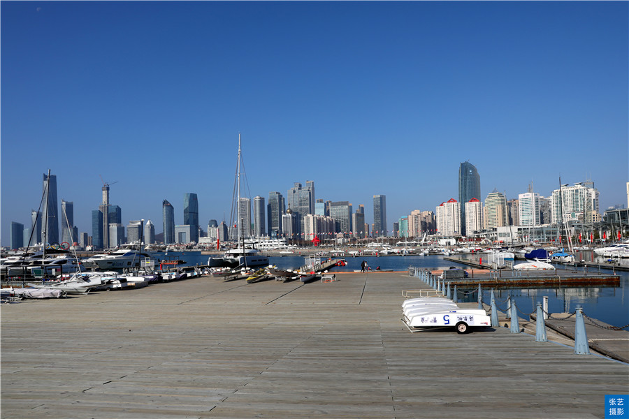 青岛作为中国宜居的旅游城市,青岛黄岛区维多利亚湾的周边环境