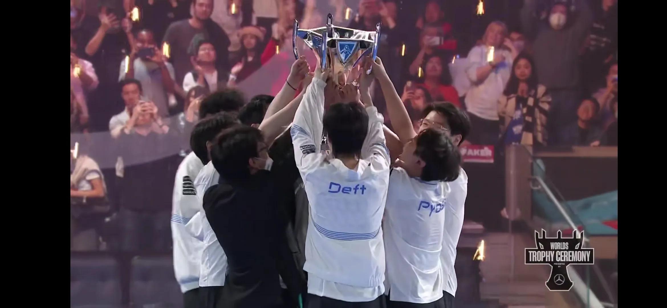 drx夺冠之路队员,drx夺冠之路选手给自己加油