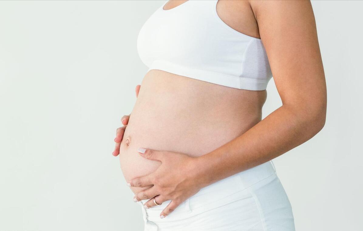 39周孕妇剖腹产孩子没保住,39岁孕妇怀胎6月双胞胎流产