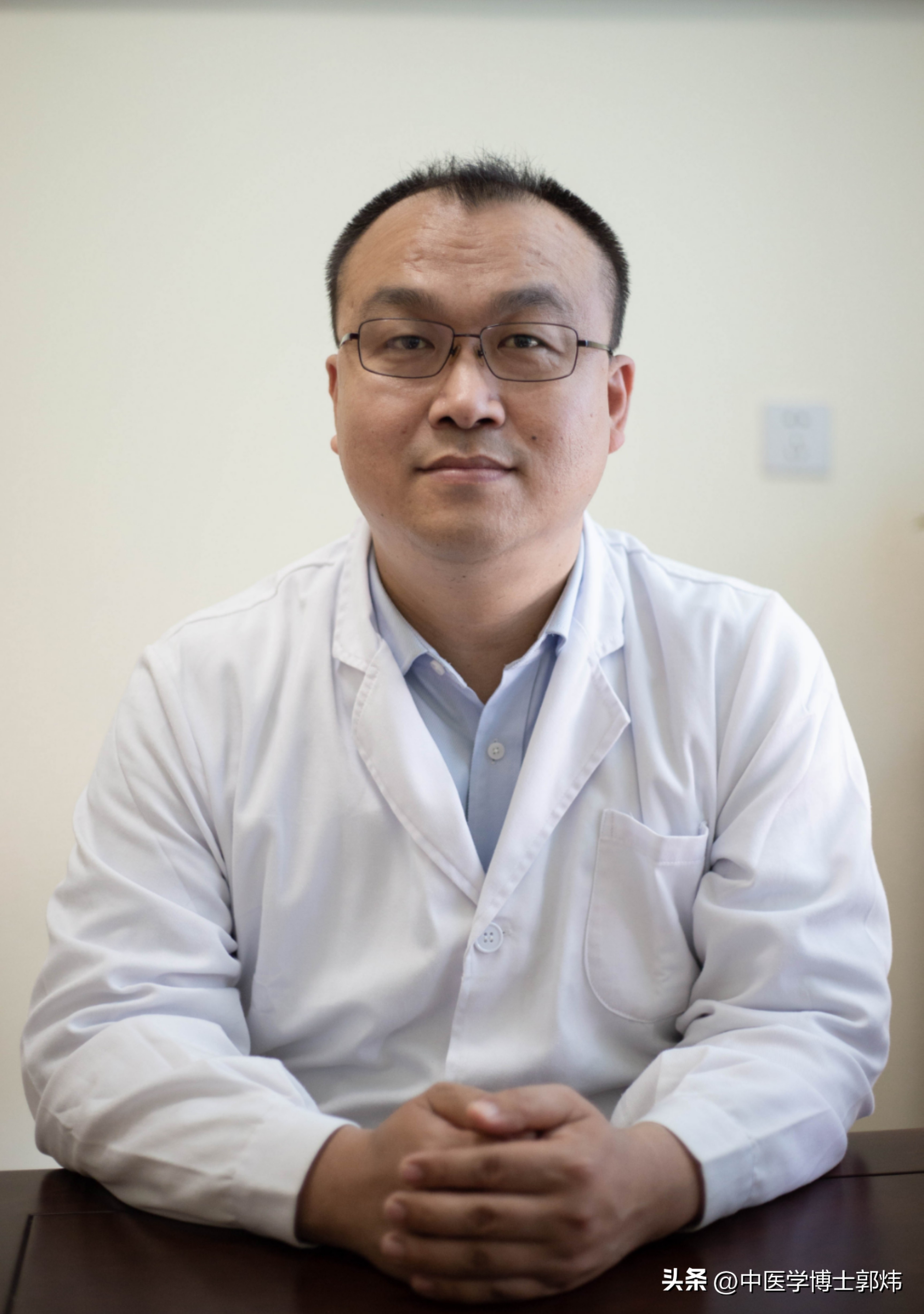 治便秘要多喝热水,中医治便秘能除根吗