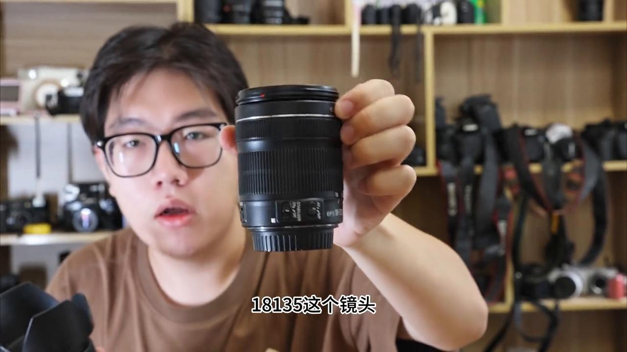 新手小白如何选择第一台相机,佳能10-22镜头对比10-18镜头