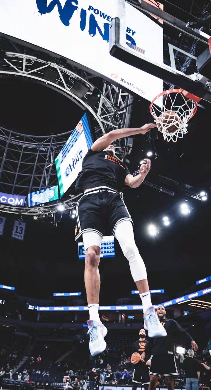 球鞋上脚集锦：0与1的美妙邂逅...