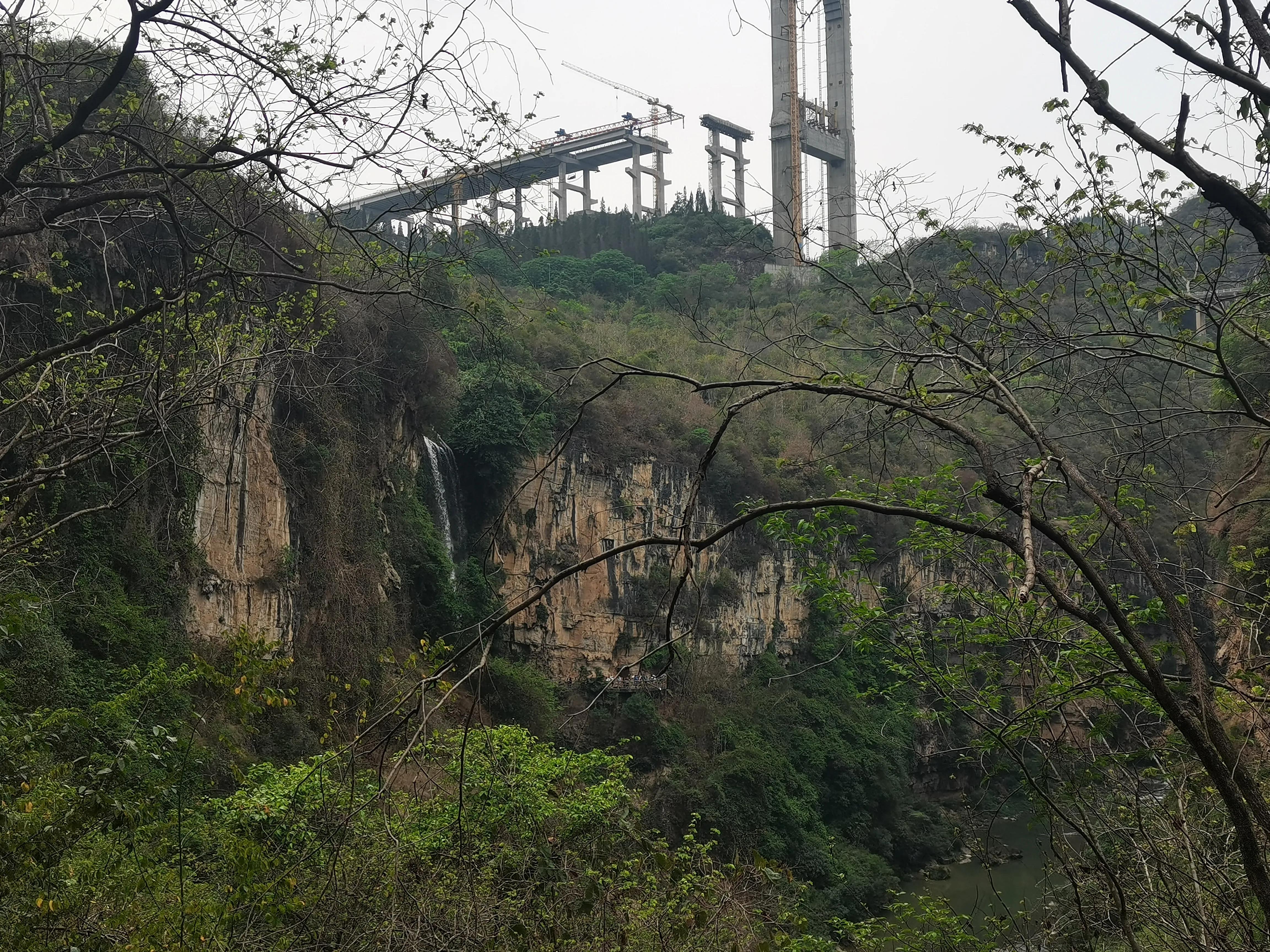 马岭河大峡谷风景区航拍,马岭河大峡谷风景区2024免门票吗