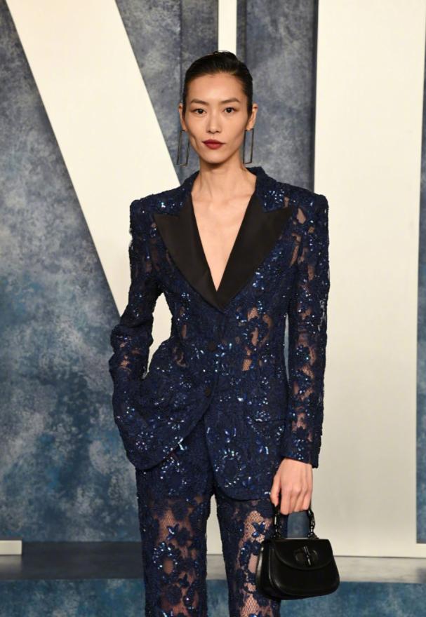 奥斯卡蓝毯礼服,奥斯卡蓝毯大开眼界