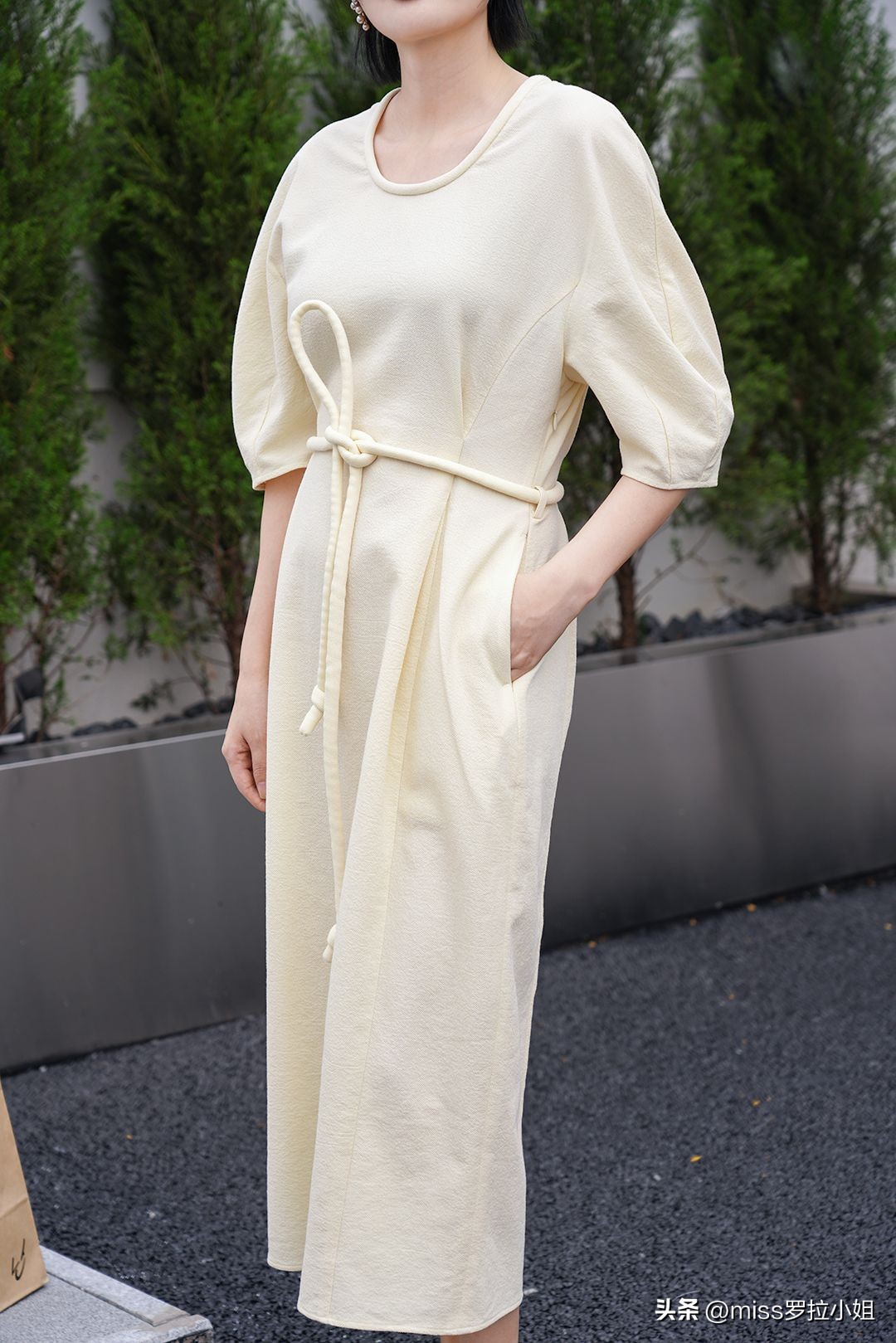 适合旅游连衣裙高级感秋季,出游连衣裙高级感穿搭轻奢