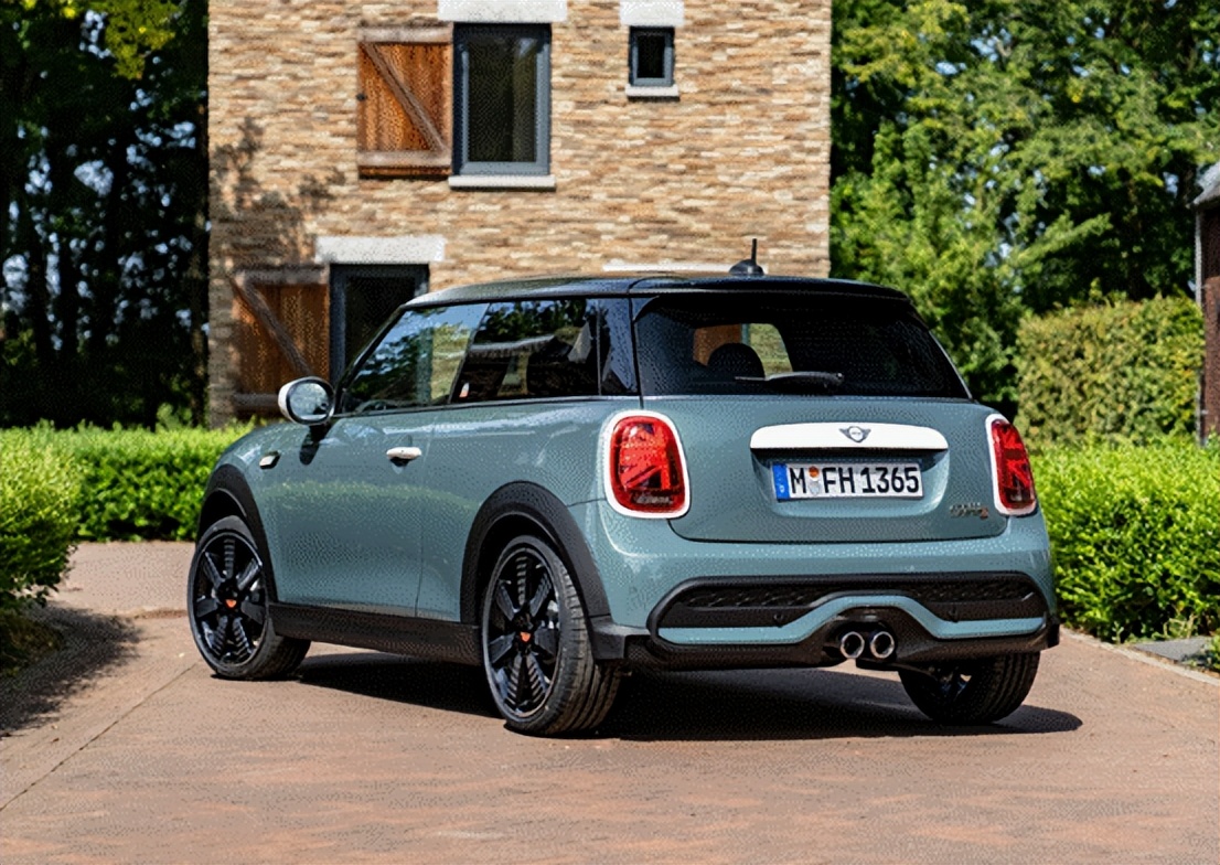 购买汽车推荐哪款车型最好看点,女生买汽车推荐哪款车型比较好点