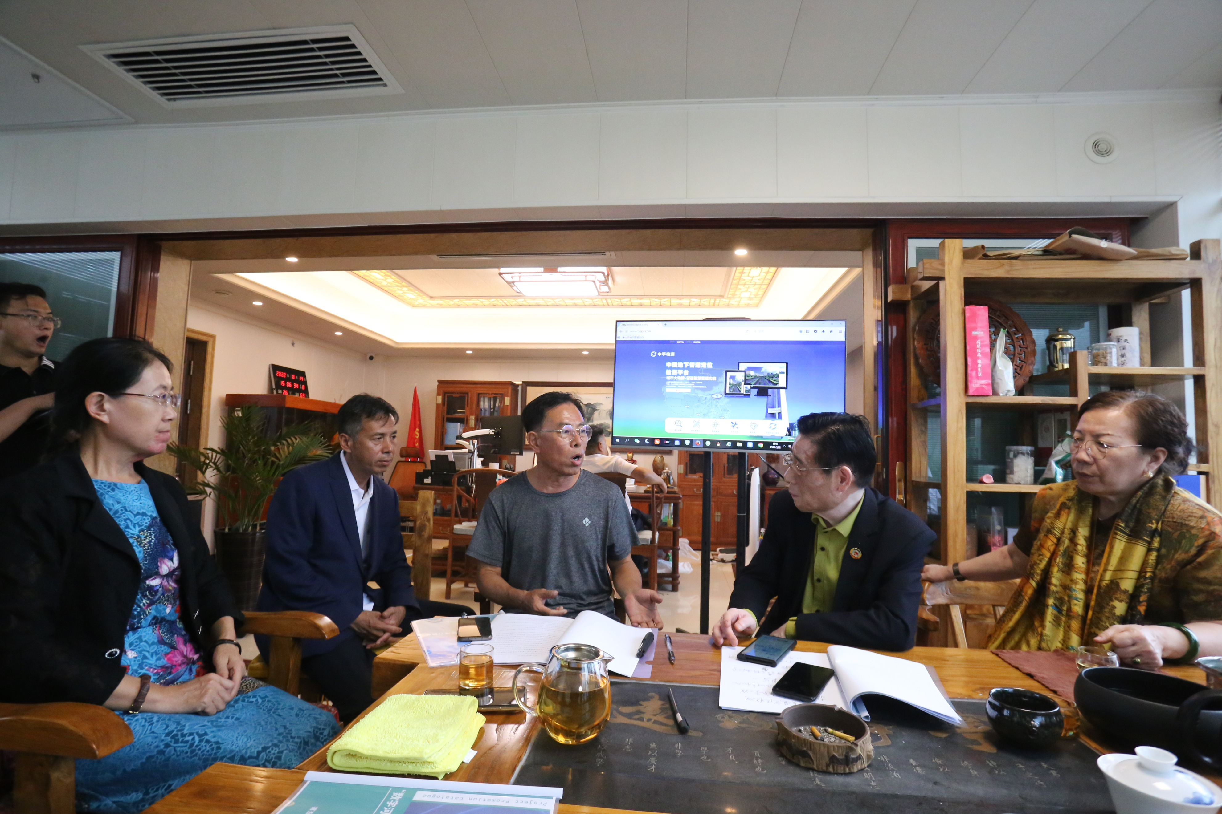 地下管道检测与探测,地下管道探测监测仪