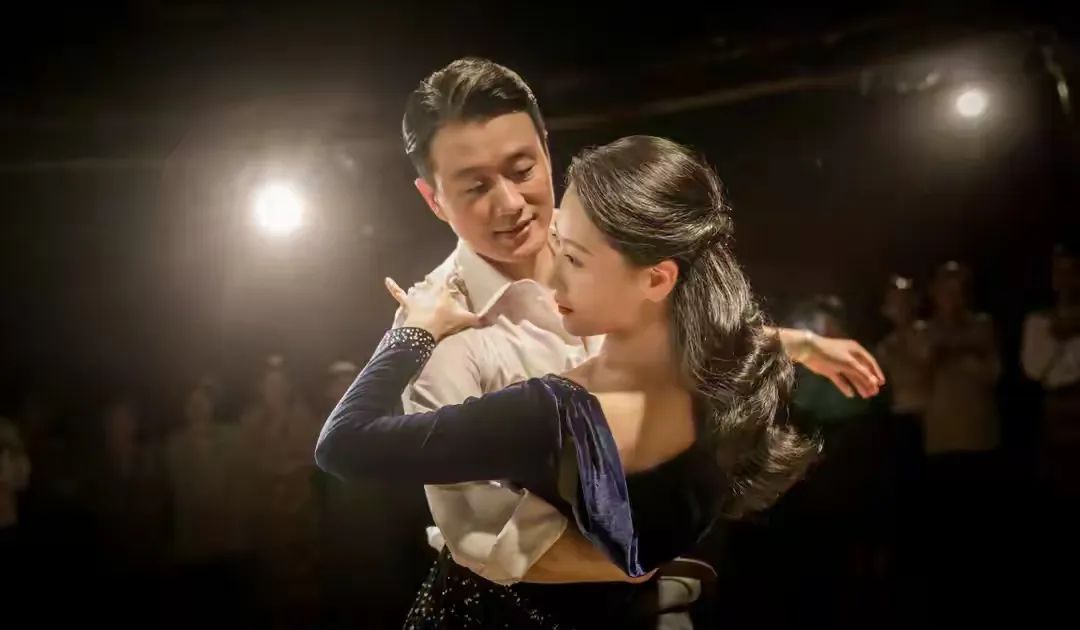 三和青年调查实录：龙华汽车站，这里是深圳最特殊的地方