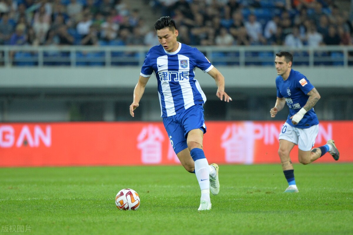 于根伟津门虎最新发布会,天津津门虎外援看于根伟踢球