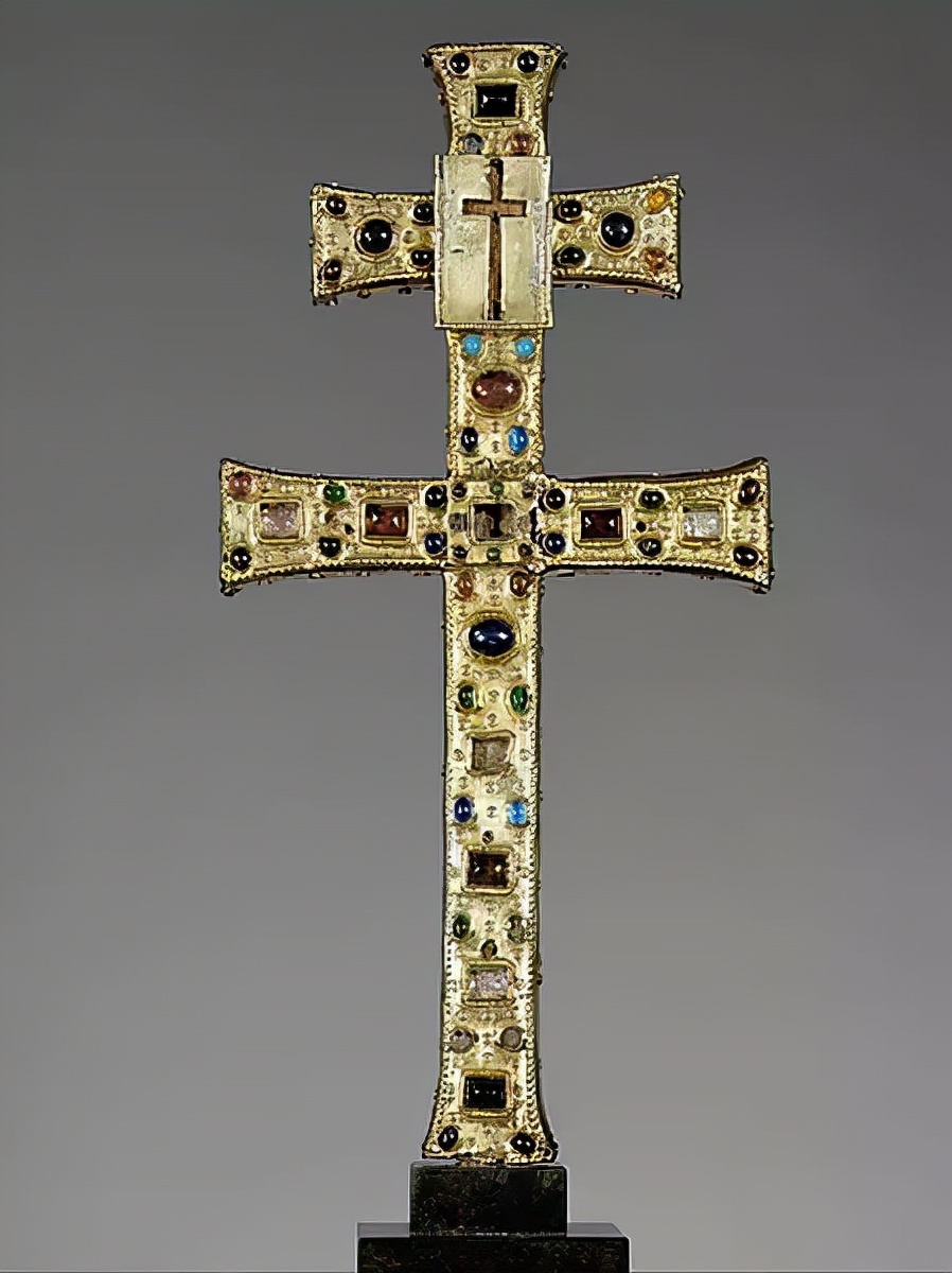 克罗心可以当十字架吗,克罗心十字架是独有的吗