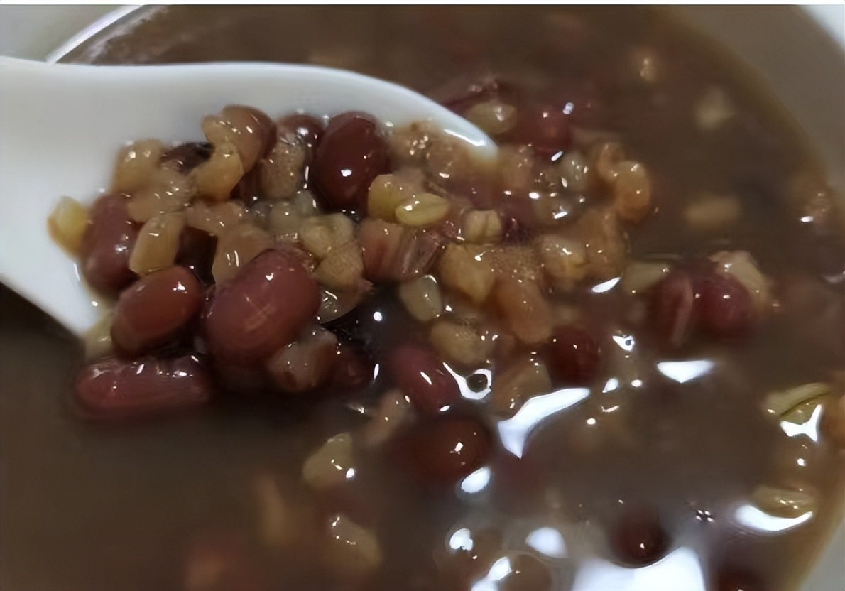 暴食晚餐吃什么补救,暴食吃什么食物比较好