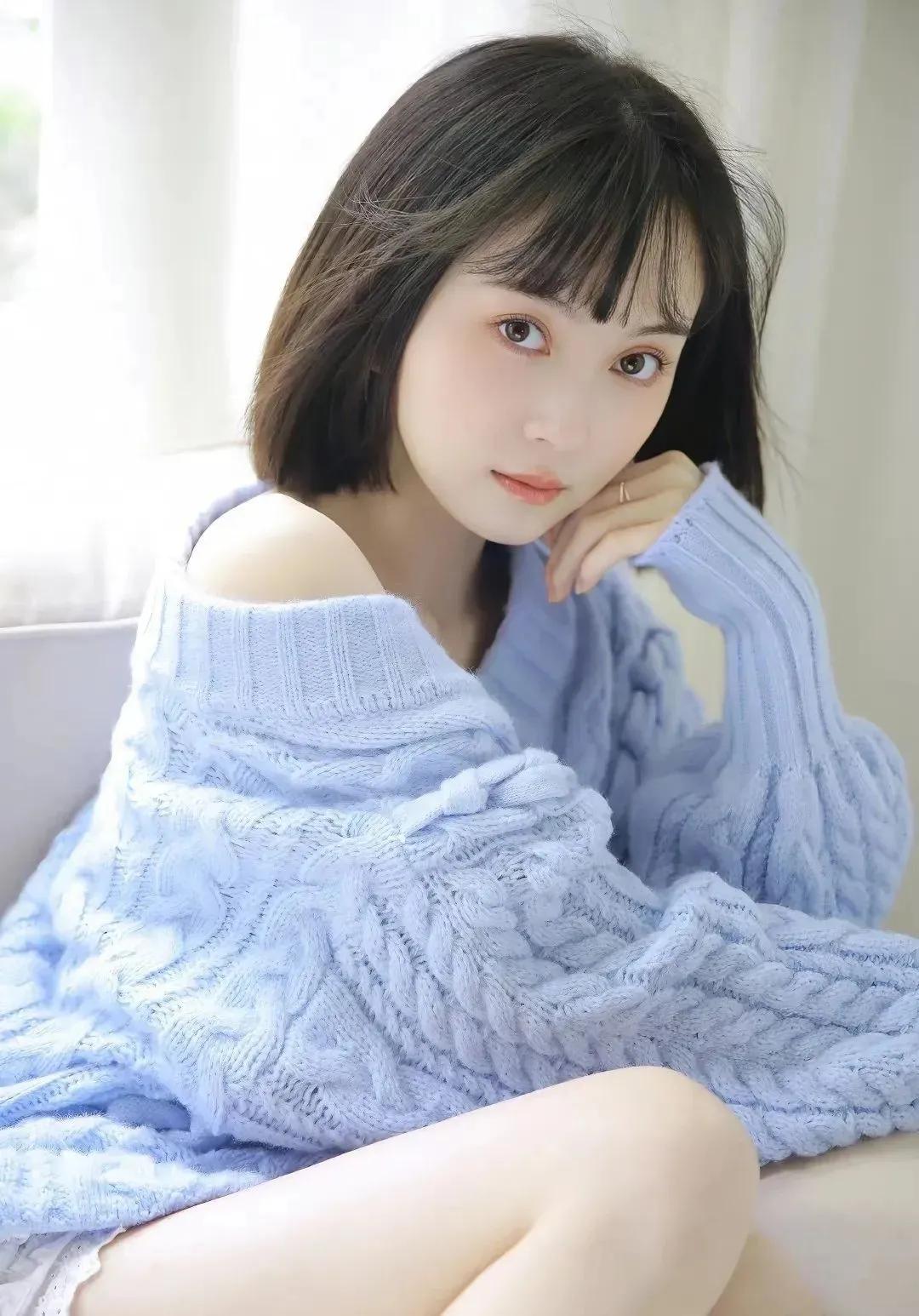 从上往下结的经典v领毛衣,慵懒风麻花v领毛衣女