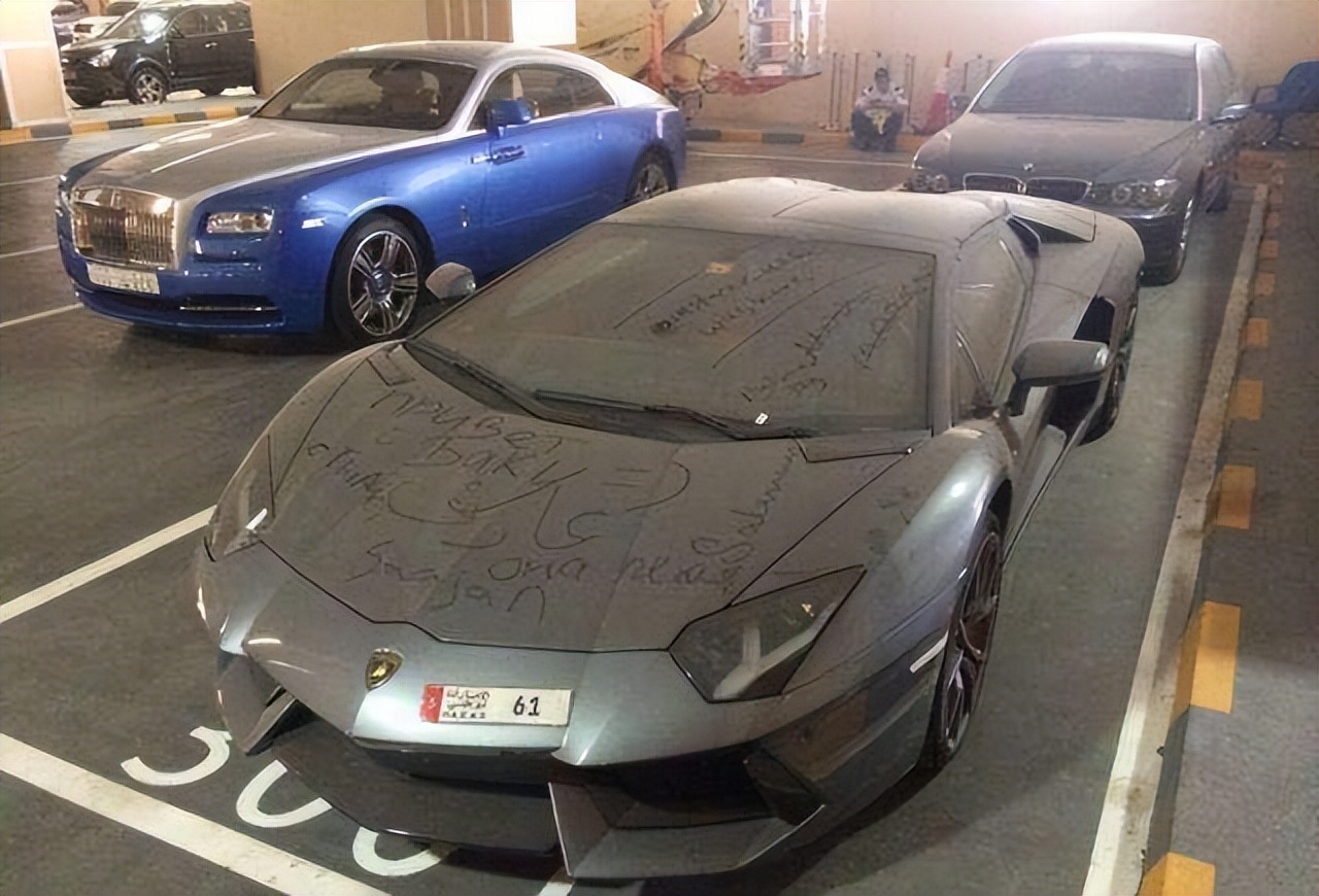 停车场落灰的豪车能开走吗,车库落灰的车可以开走吗