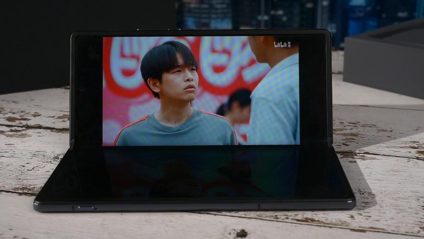 vivo折叠手机xfold使用技巧,vivoxfold折叠屏怎么操作