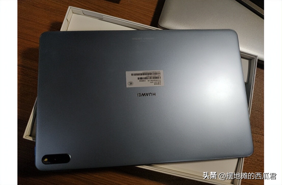 三星galaxytabs82023年能买吗,三星平板tabs7fe深度评测