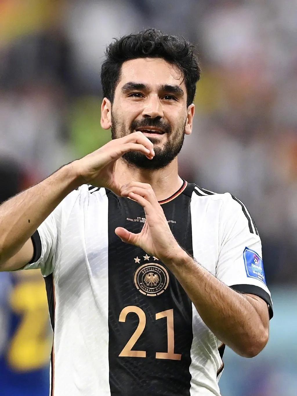 世界杯各球员招牌动作,世界杯球员的招牌动作