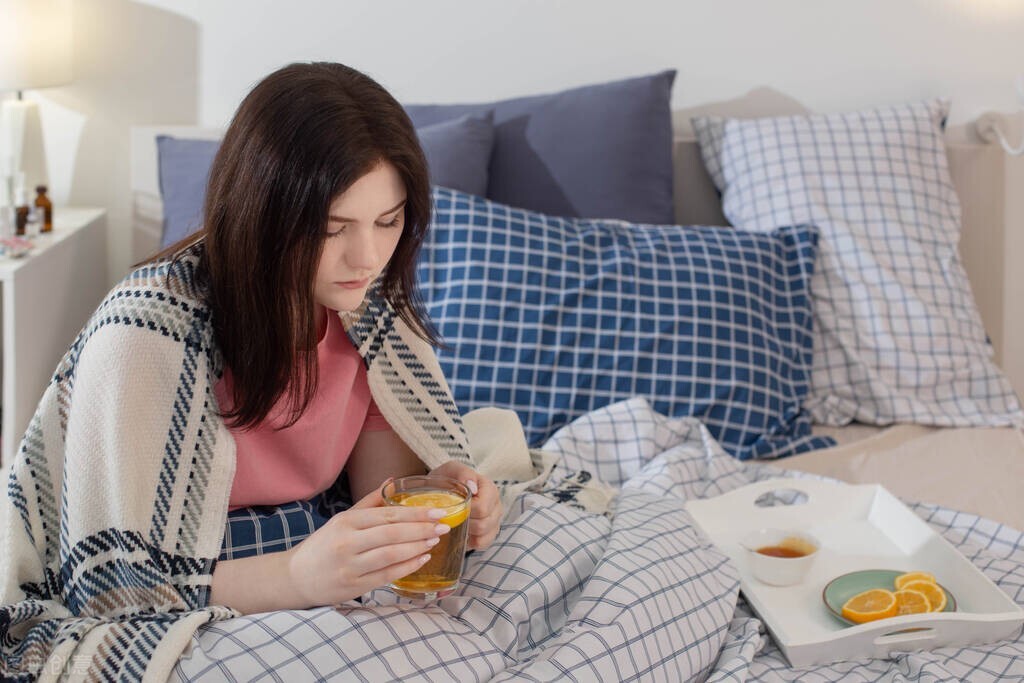 喝滇红金针茶会伤胃吗,喝凤凰单枞茶为什么比较伤胃