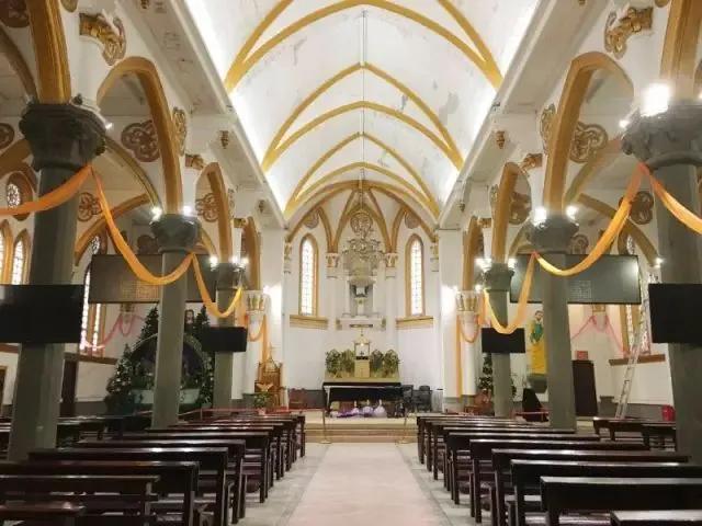 《宜宾史迹》之十七：文星街天主堂与公信医院