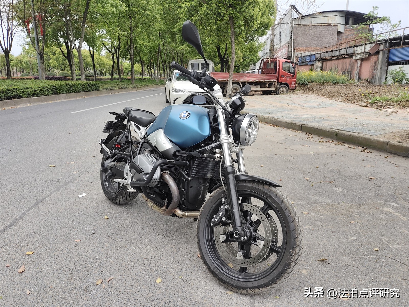 二手宝马摩托车8万左右的水鸟 (十万左右的二手宝马摩托车)
