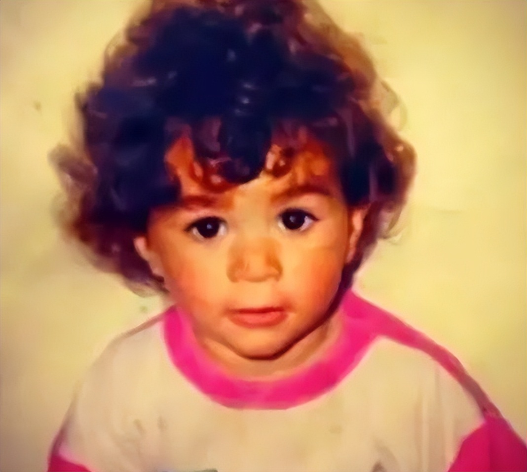 足坛球员童年照,足坛球星萌娃照