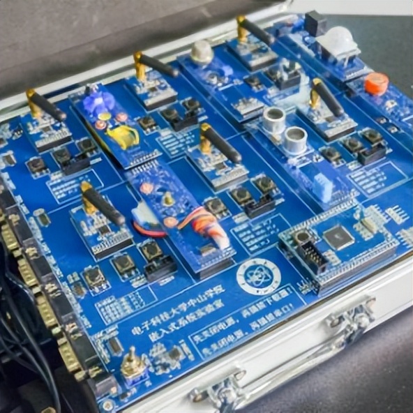 中山大学计算机学院专业有哪些,电子科技大学中山学院专业