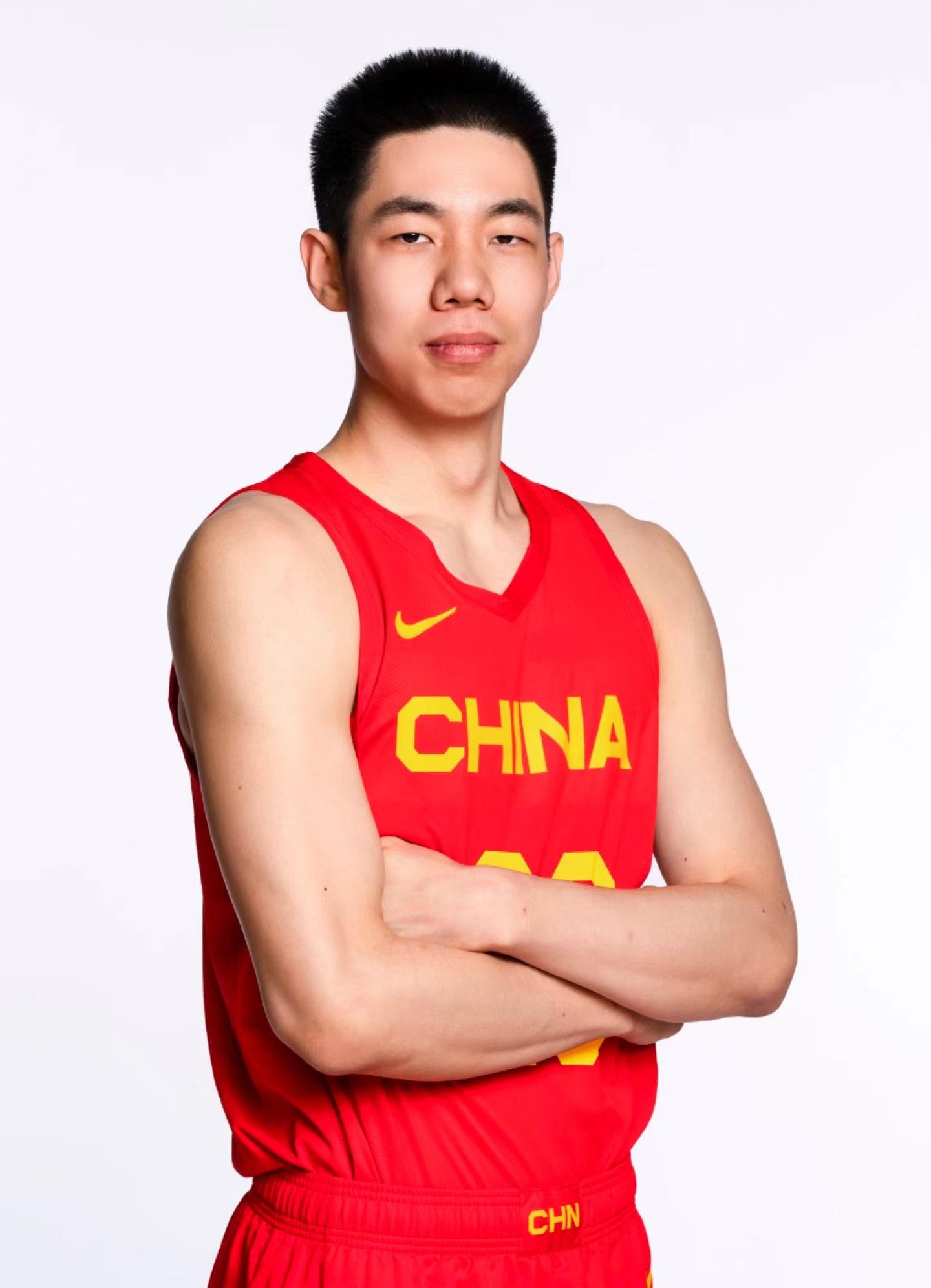 易建联赵睿胡明轩郭艾伦国家队,胡明轩和赵睿郭艾伦谁更强