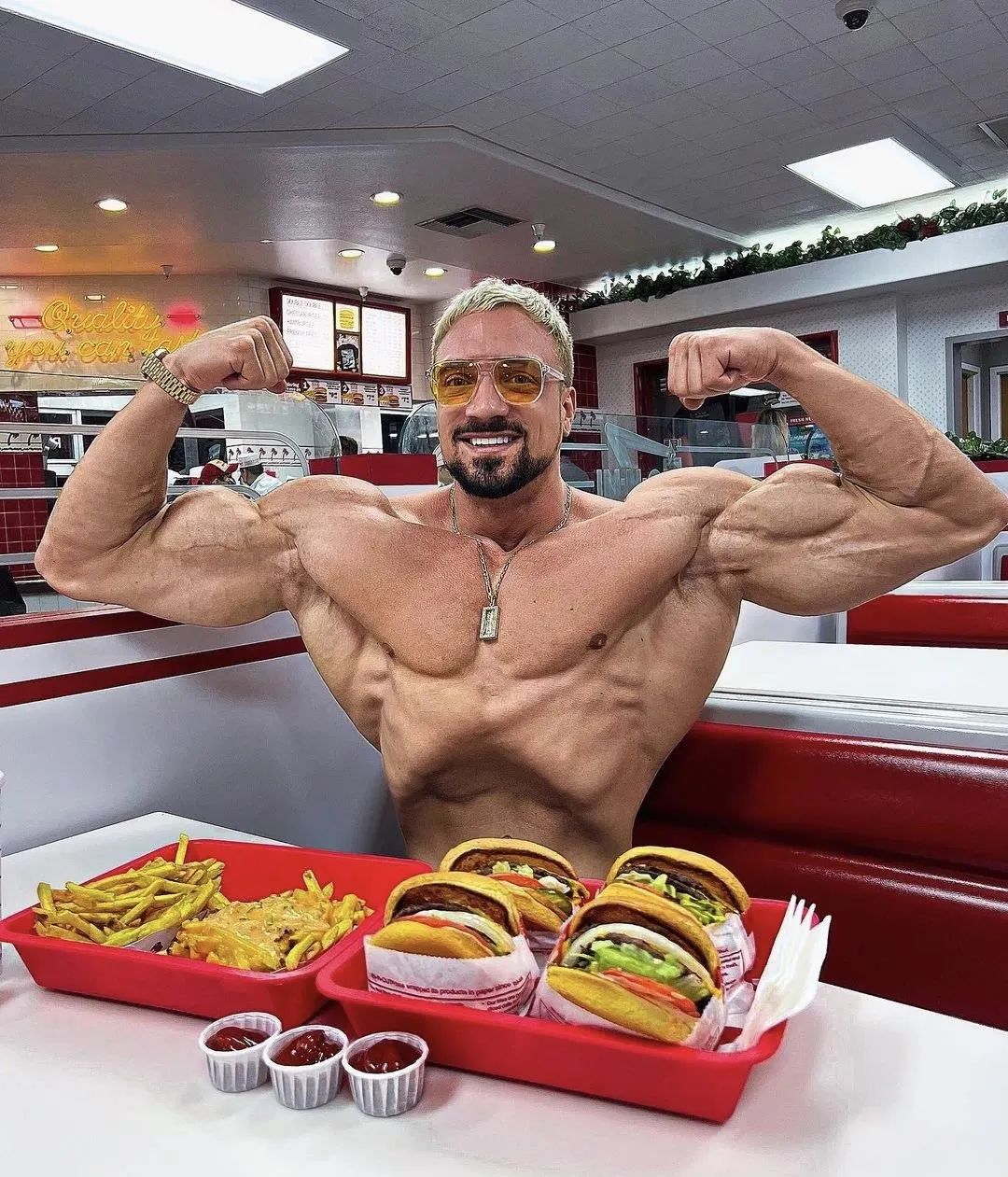 22岁网红突然意外去世,21岁网红猝死事件