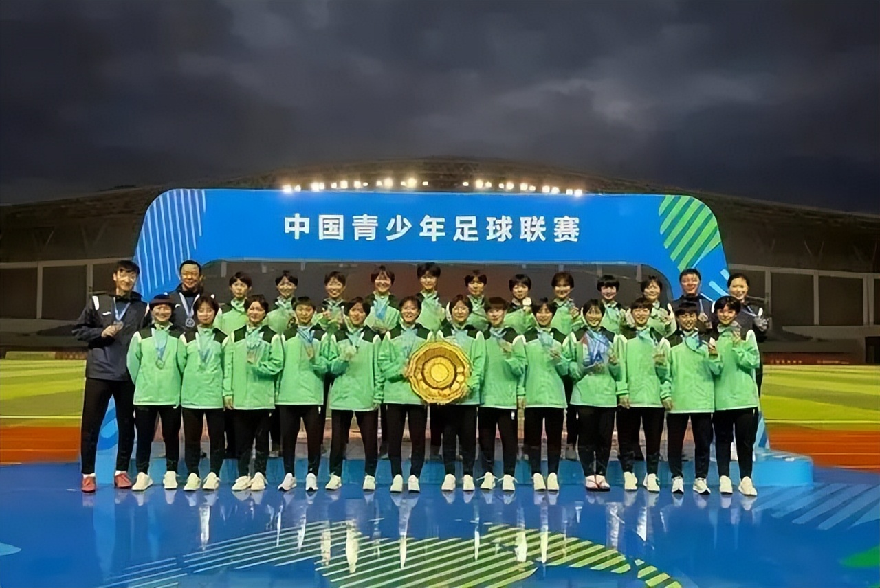 历城二中女足受邀泰山主场,历城二中女足出战名单