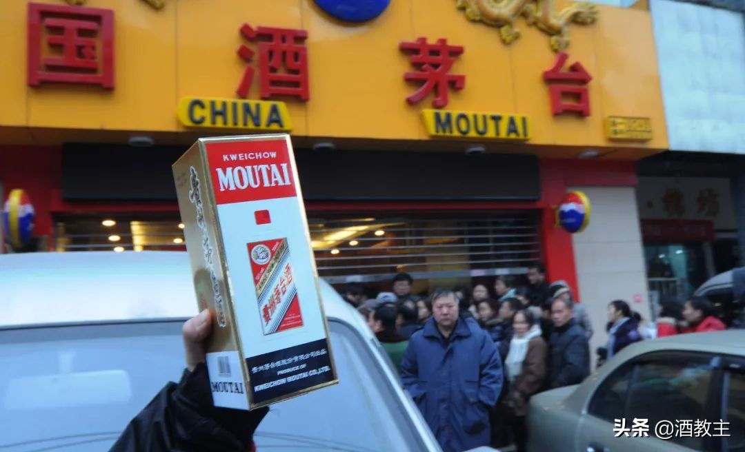 邹文武：直营加速，小心天下“苦茅台久矣”？