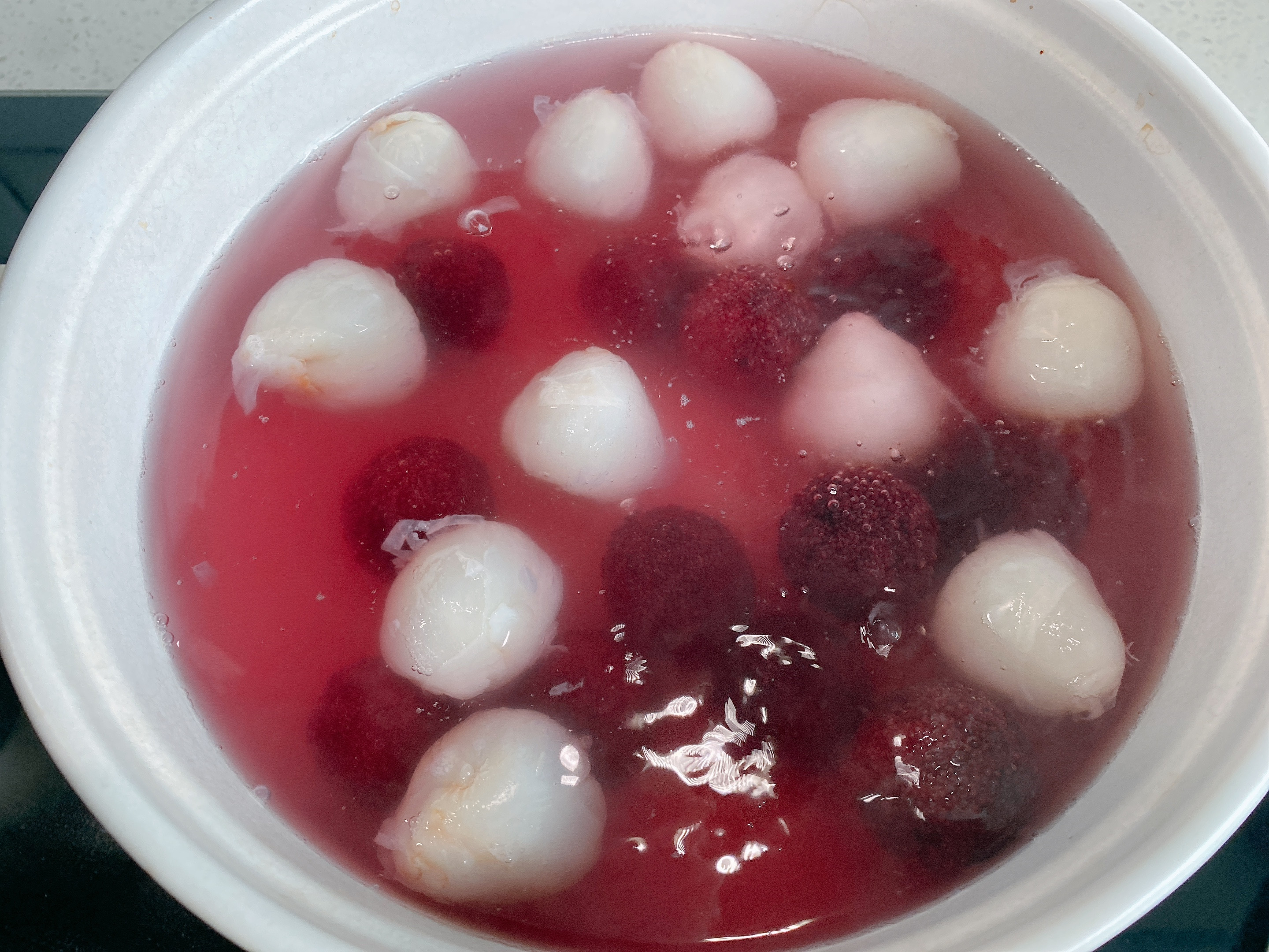 推荐一款夏日水果茶酸酸甜甜,适合夏天喝的解暑果肉茶