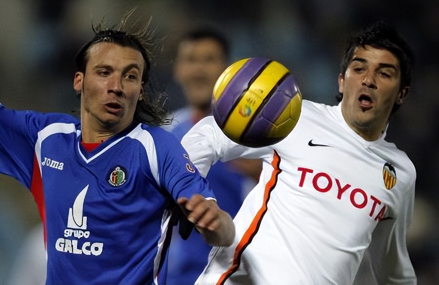 西甲比利亚雷亚尔2-1阿尔梅里亚,031赫塔菲vs比利亚雷亚尔比分预测