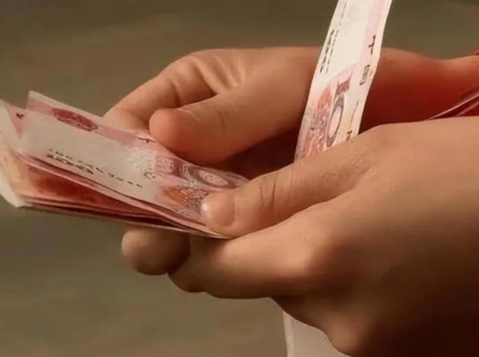 工地上干活的人有多辛苦,在工地上班的辛酸只有自己知道