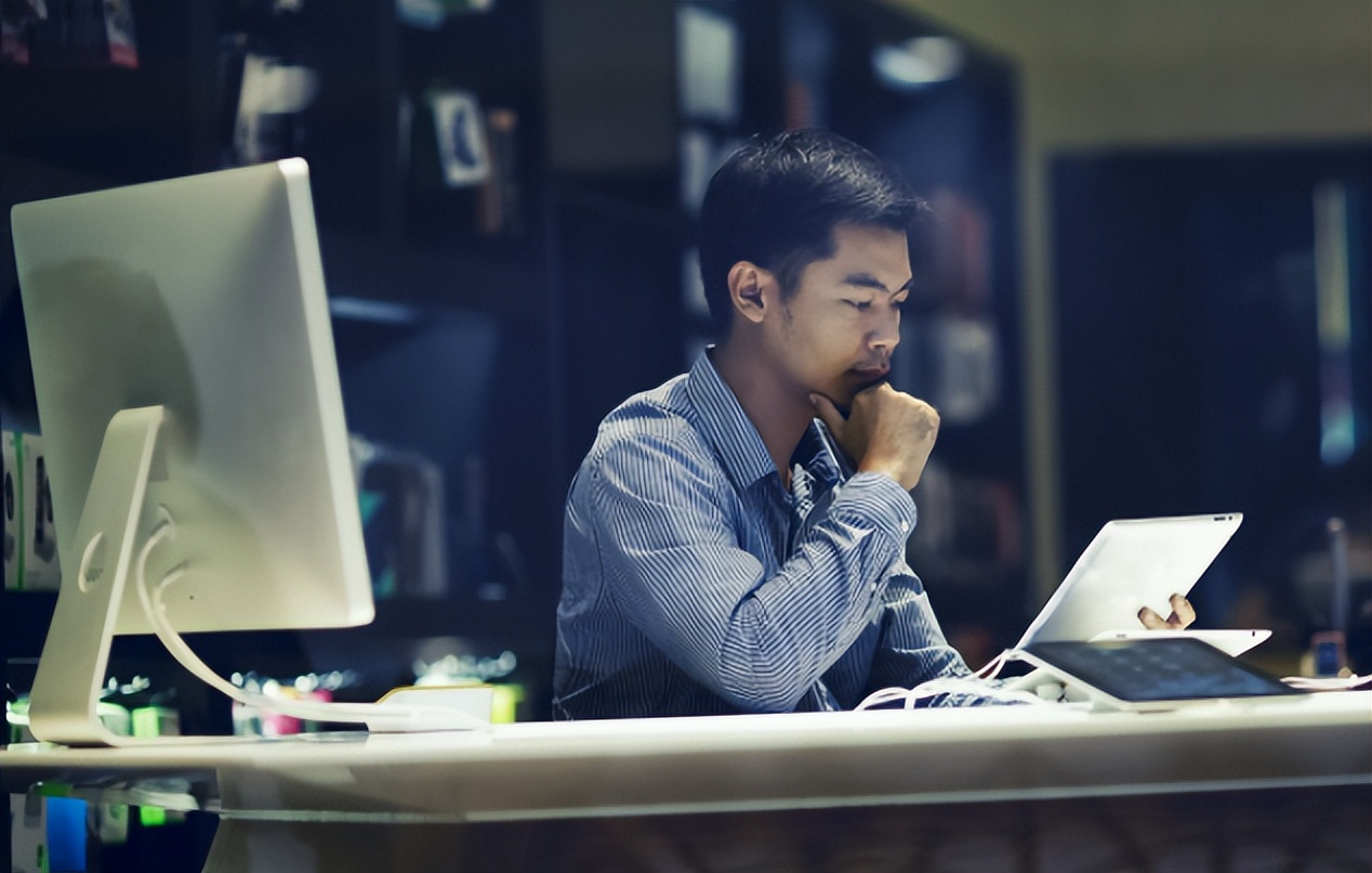 本科毕业十大高薪专业出炉,本科就业薪资最高的文科专业