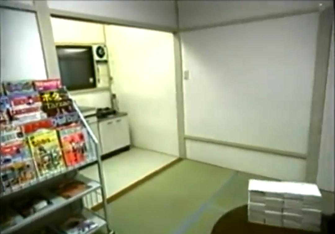 日本变态真人秀：全裸被监禁15个月，生活全被直播