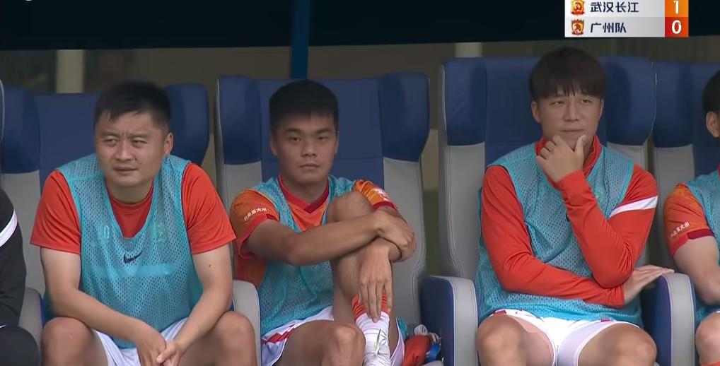 两队退出中超或迎极端情况,中超三队申请退赛