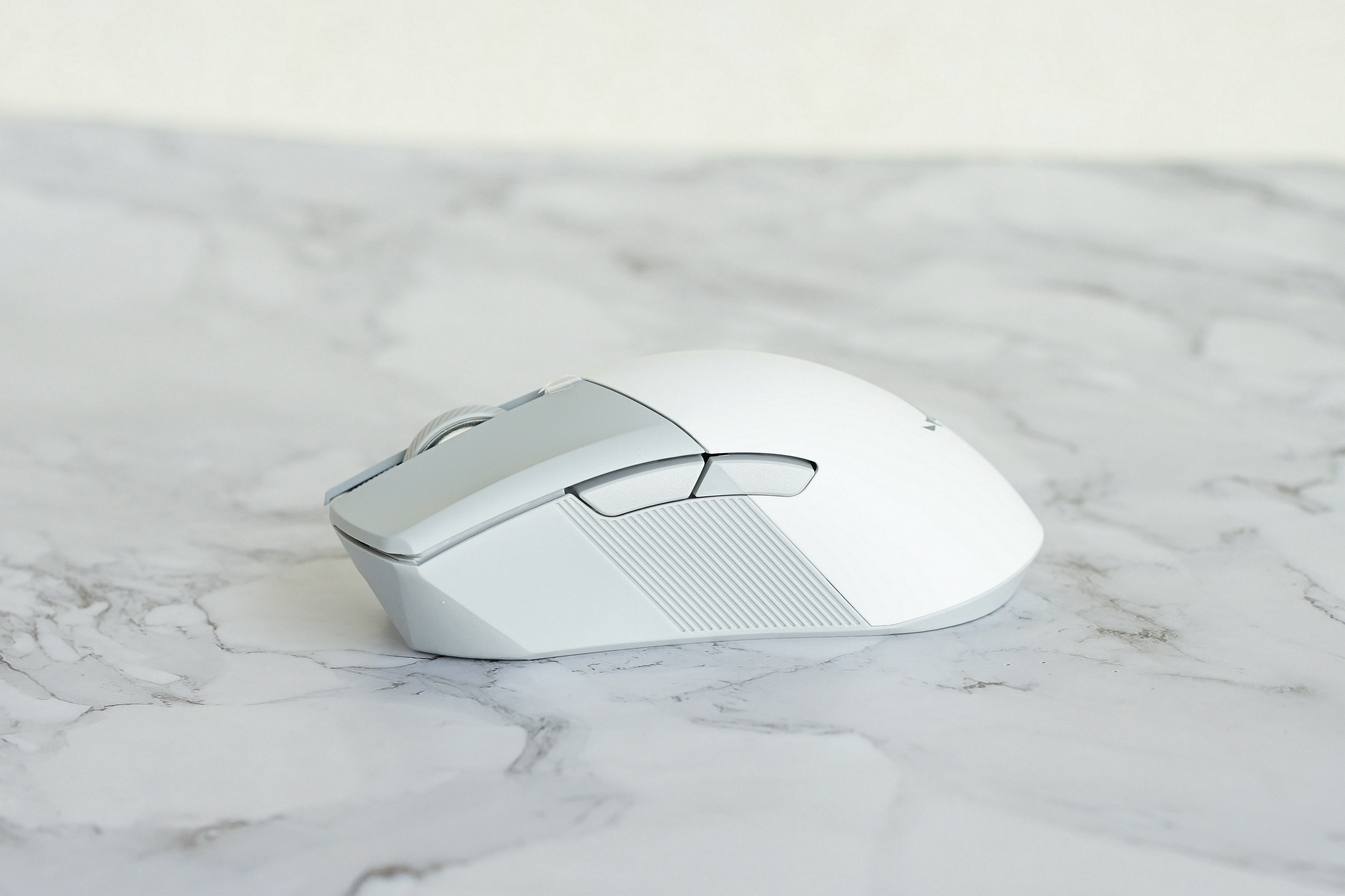 rog影刃3无线测评,rog鼠标影刃3怎么样