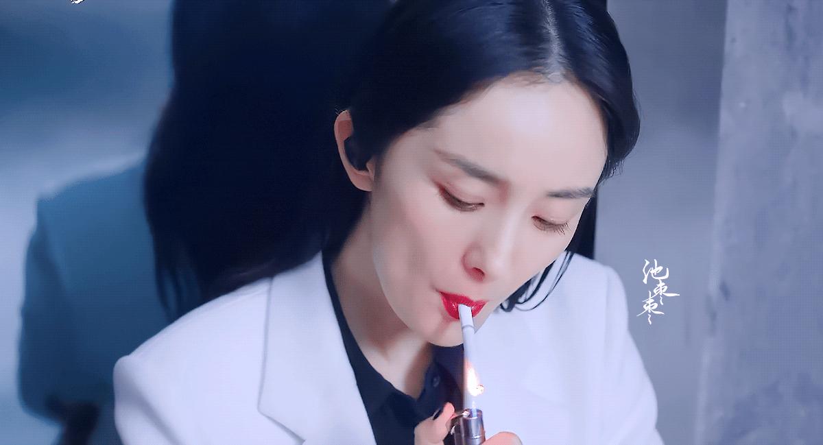女明星影视抽烟,影视女明星抽烟片段