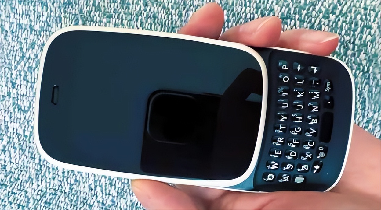 推荐款式比较新颖的手机,让人怀念的按键手机