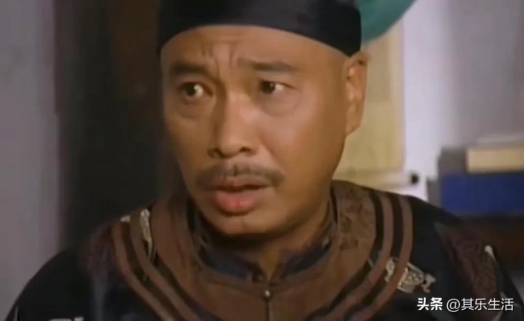 九岁县太爷演员今昔对比,九岁县太爷扮演者现在长什么样